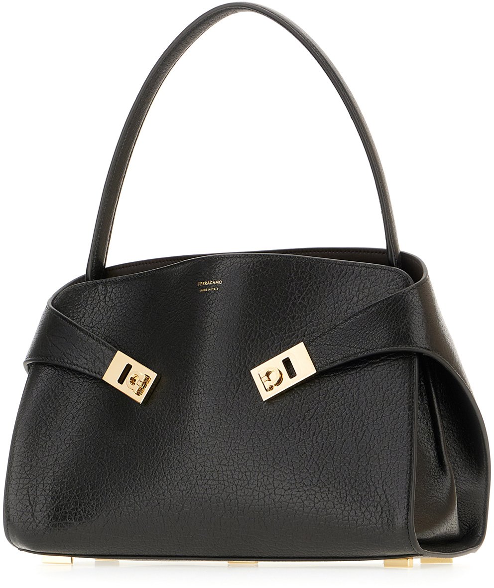 Ferragamo Ferragamo Black leather handbag Zwart