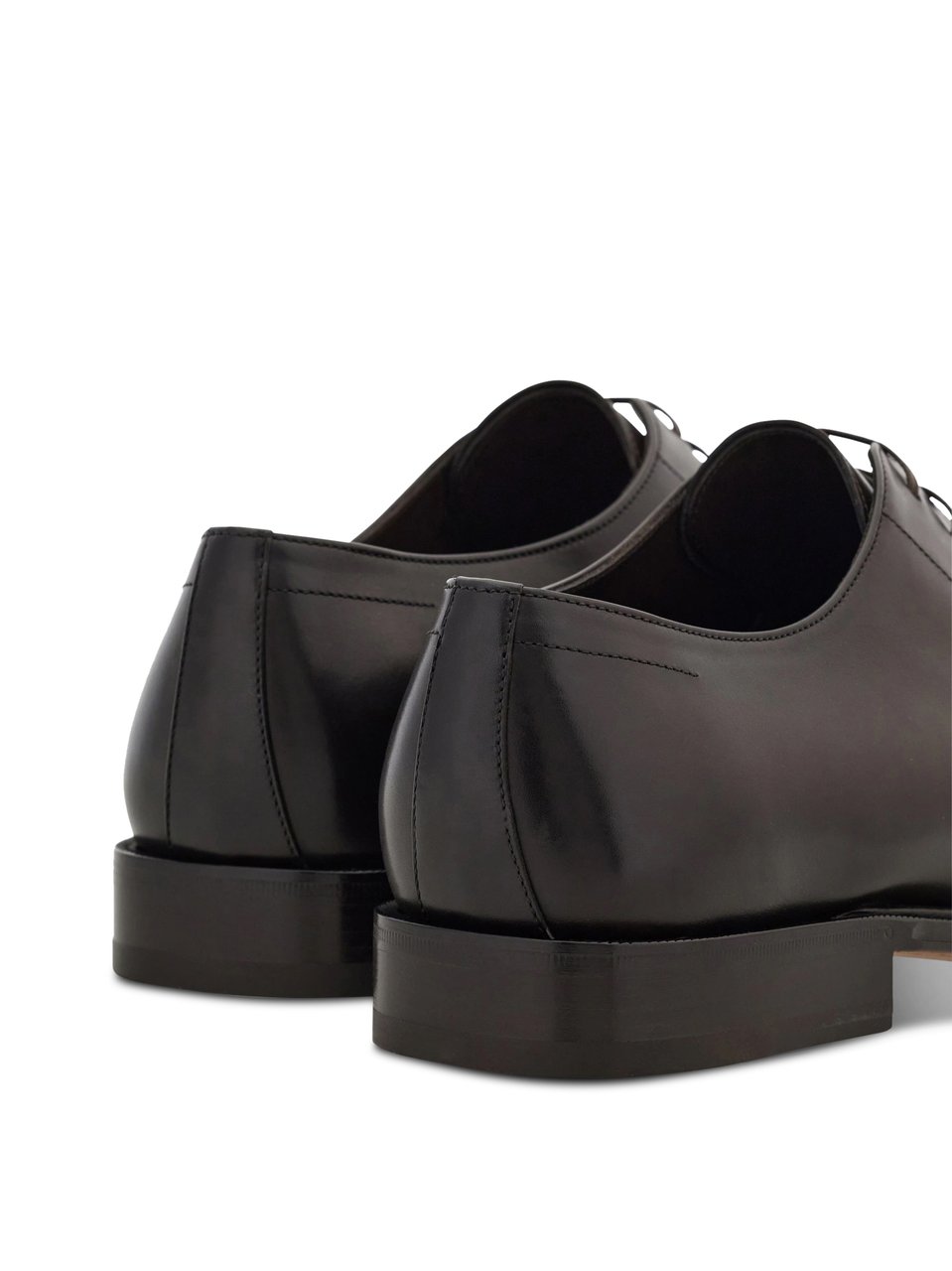Ferragamo Polished Leather Flat Shoes with Pointed Toe Zwart