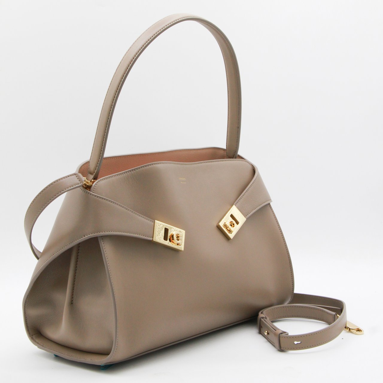 Ferragamo Structured Taupe Leather Handbag With Gold-Tone Accents Neutraal