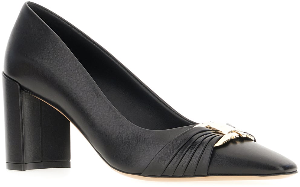 Ferragamo Black leather Tillya pumps Zwart