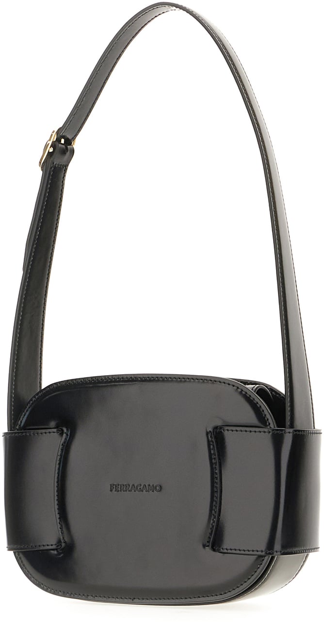 Ferragamo Black leather shoulder bag Zwart