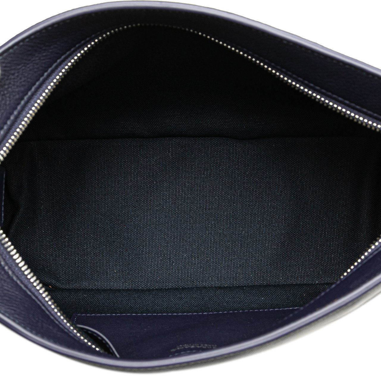 Ferragamo Leather Soft Pouch Blauw