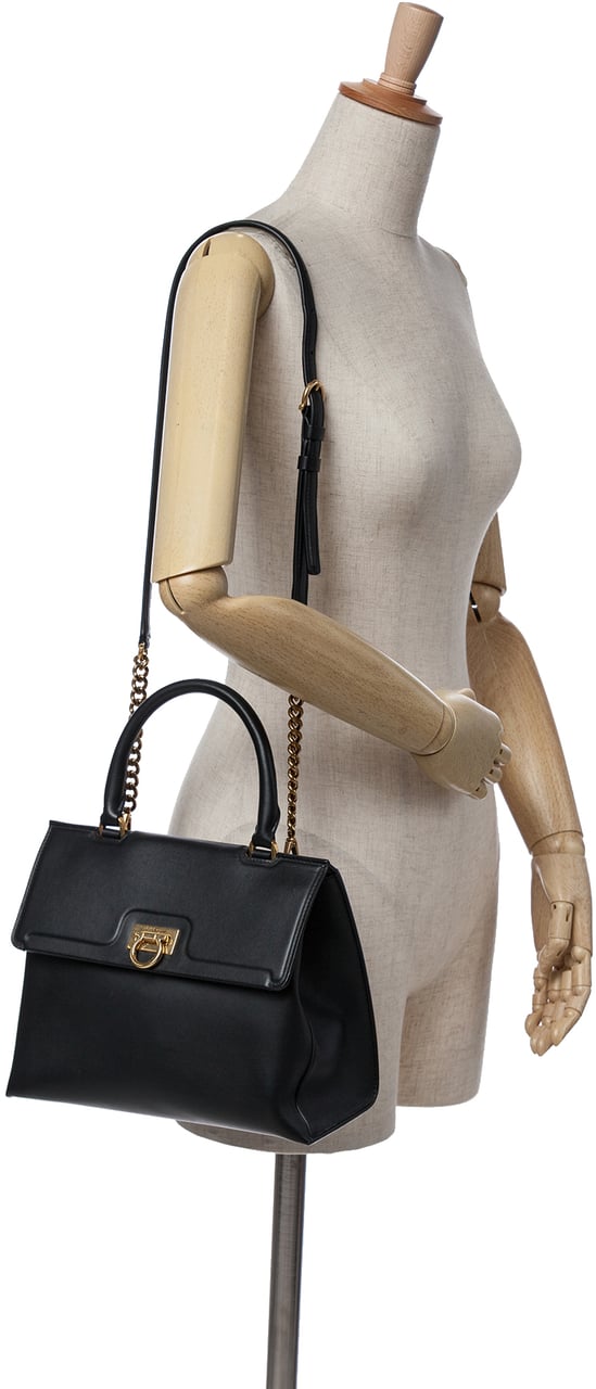 Ferragamo Leather Gancini Trifolio Satchel Zwart