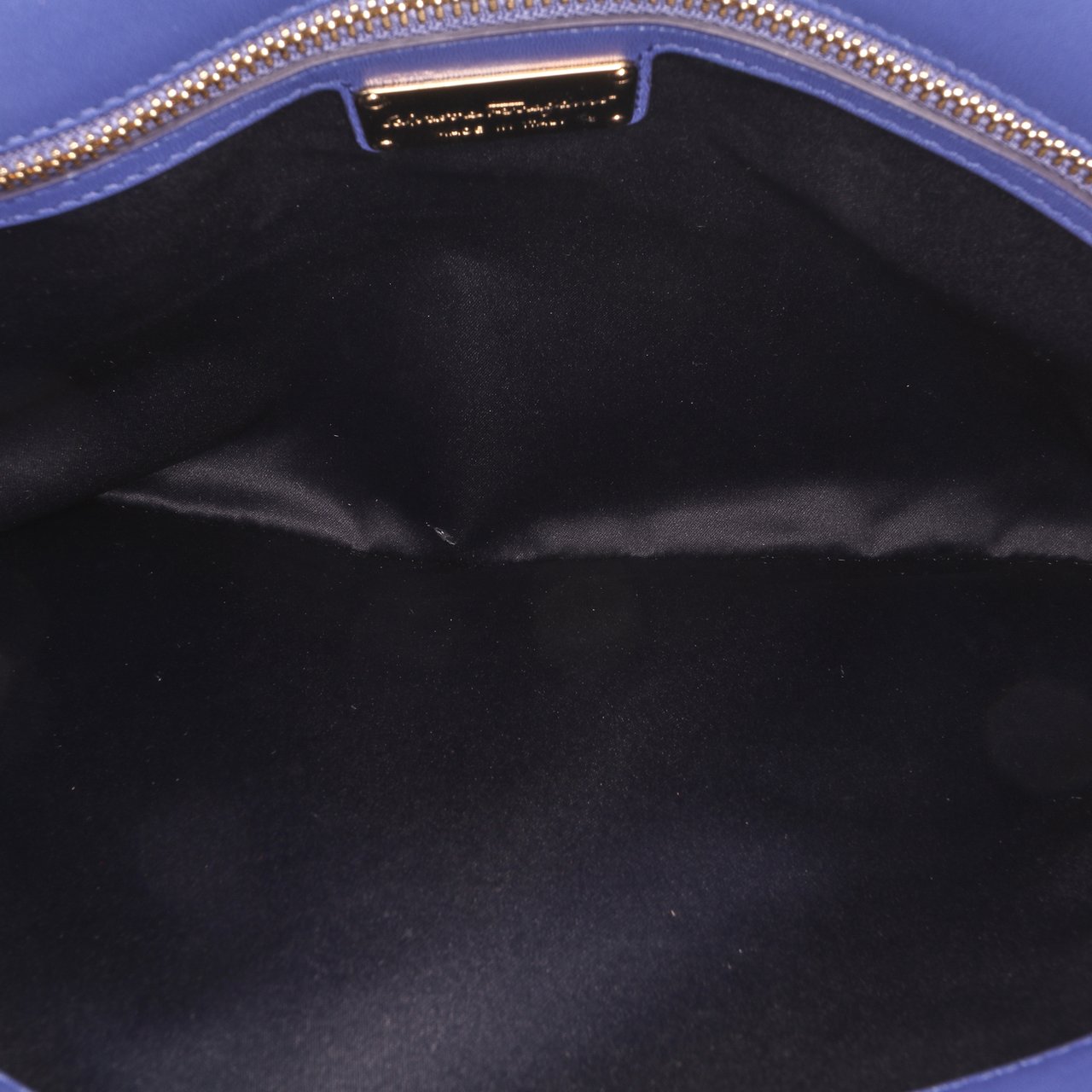 Ferragamo Leather Fiamma East West Tote Blauw