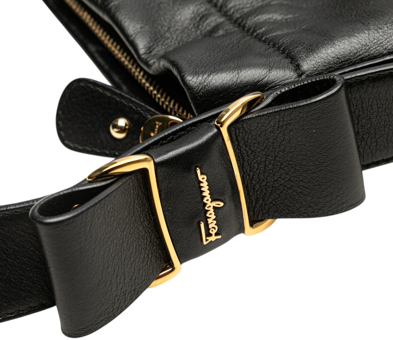 Ferragamo Leather Vara Shoulder Bag Zwart