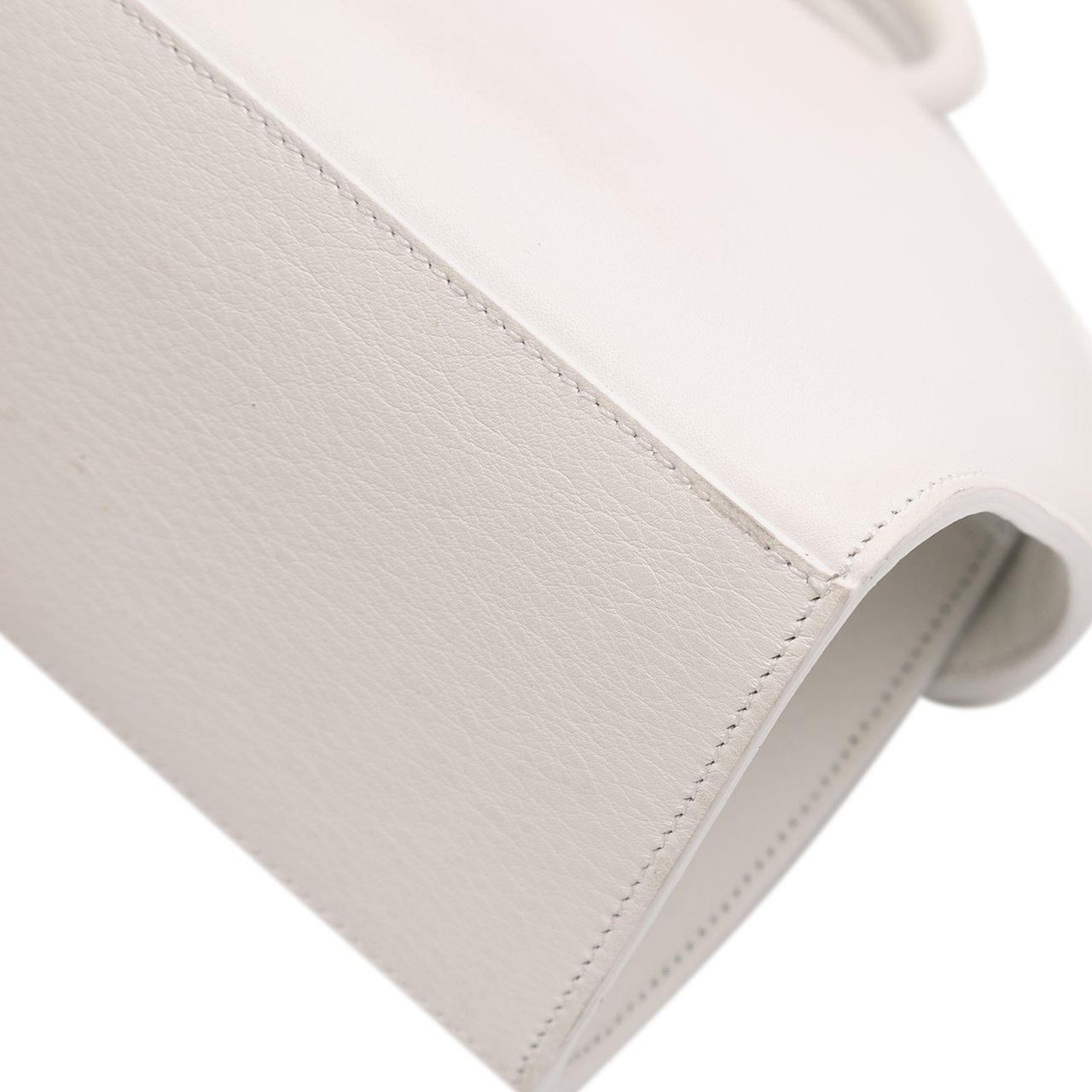 Ferragamo Calfskin Hug Satchel XS Wit