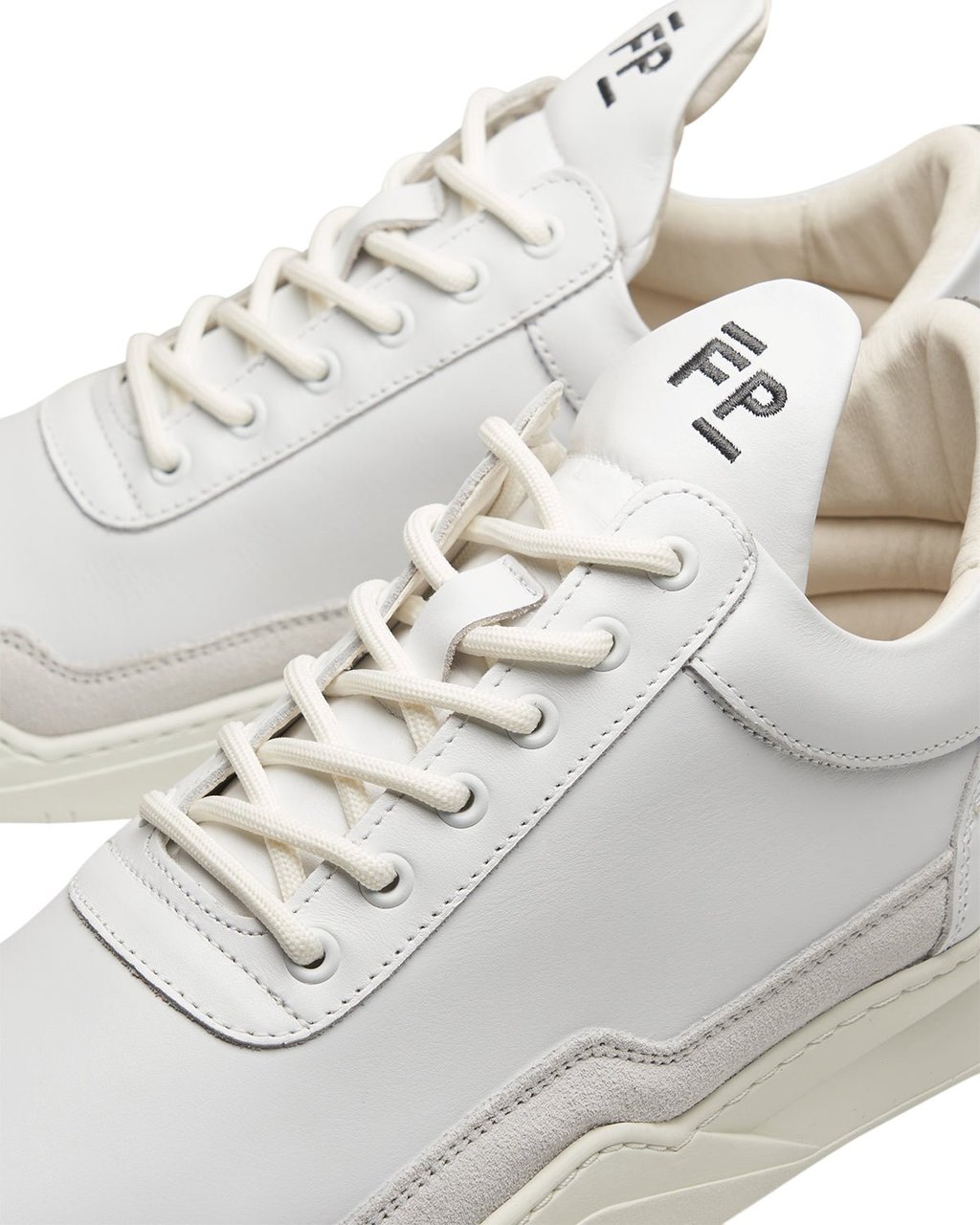 Filling Pieces Low Top Ghost White / Shark Grijs