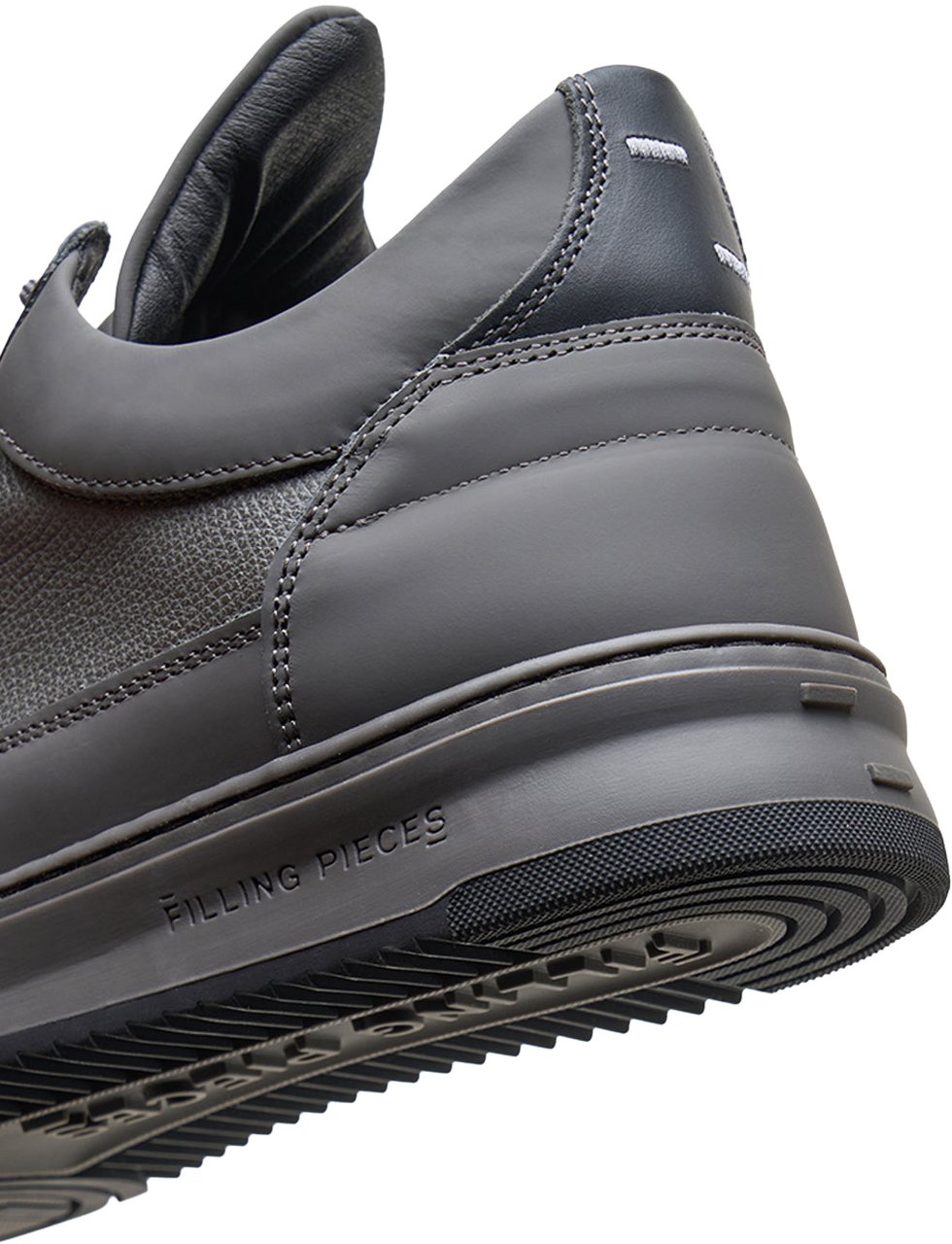 Filling Pieces Low Top Tech Crumbs All Grey Zwart