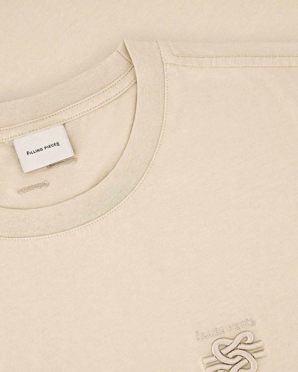 Filling Pieces T-shirt Embroidered Knot Peyote Divers