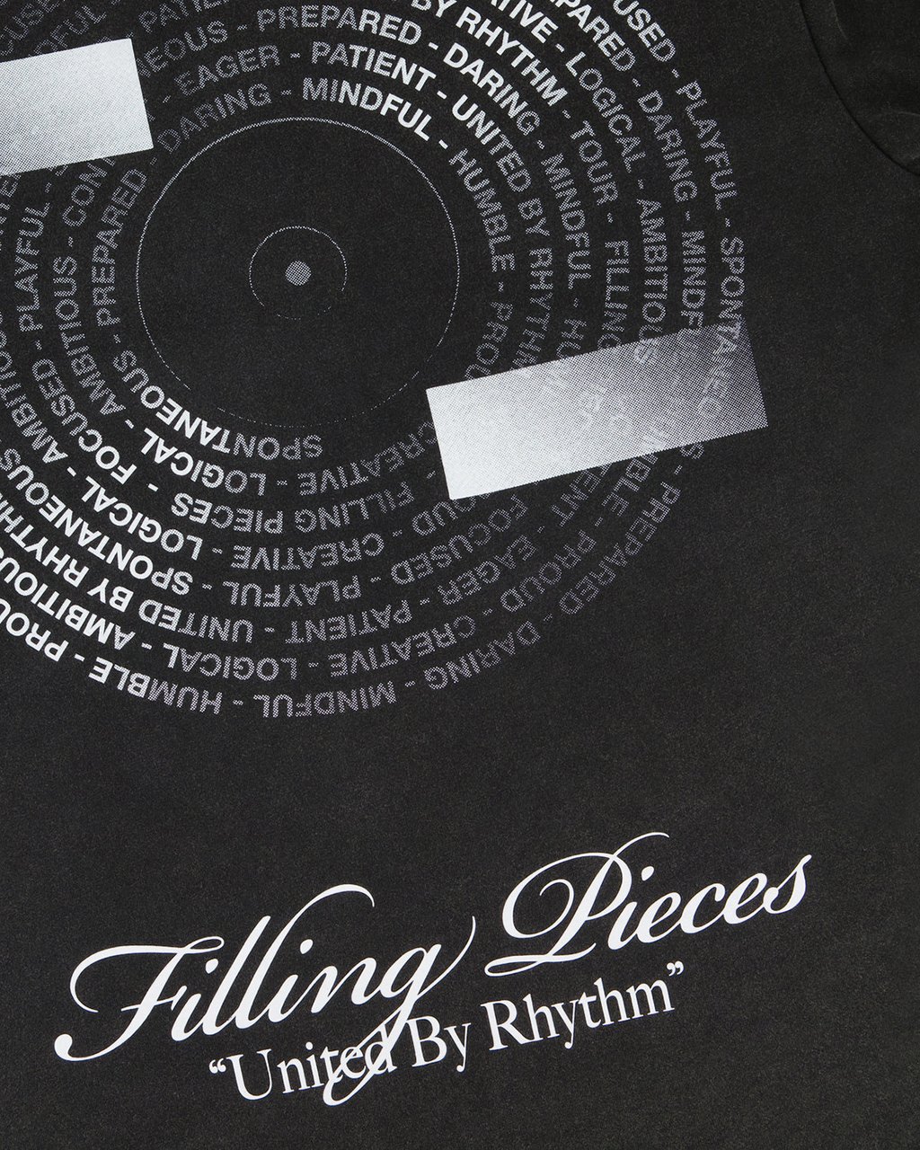 Filling Pieces T-shirt Vinyl Vintage Black Zwart