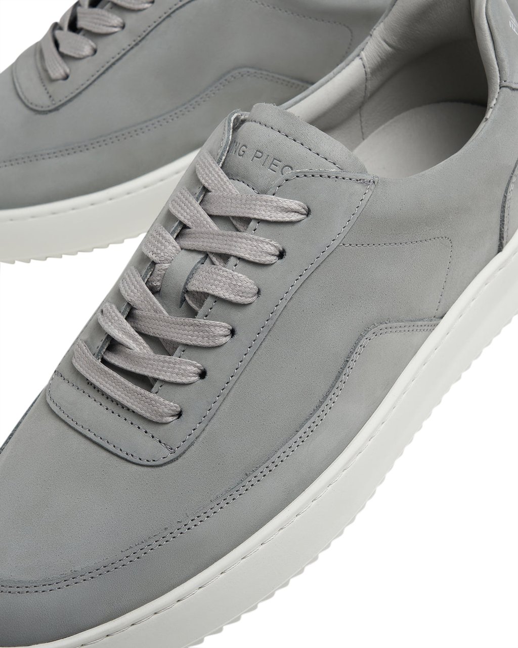 Filling Pieces Mondo 2.0 Ripple Nubuck Cement Grey Grijs