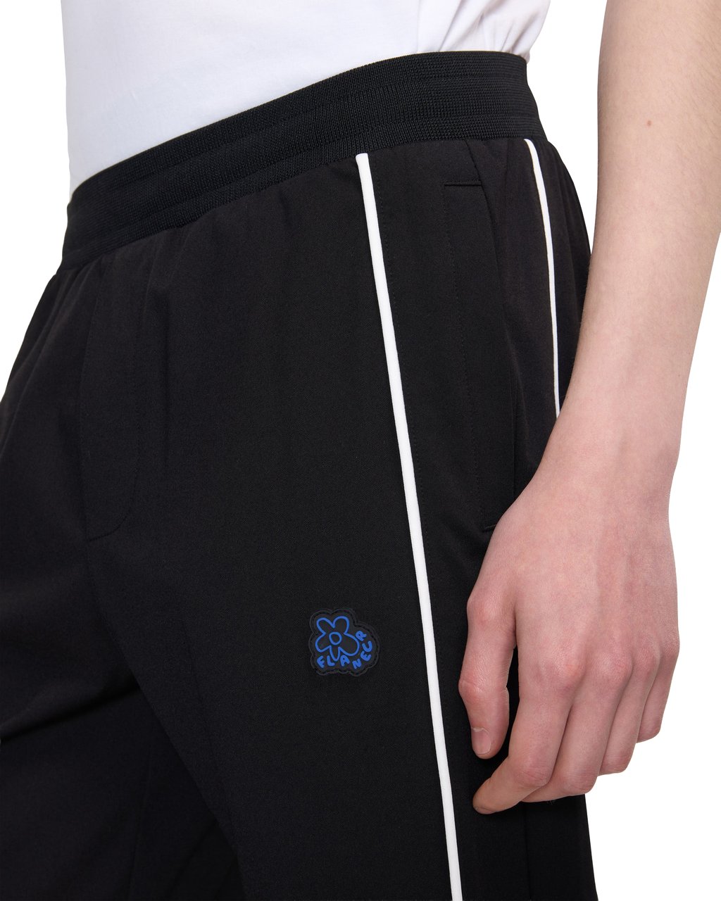 FLÂNEUR Blossom Track Pants | Black Zwart