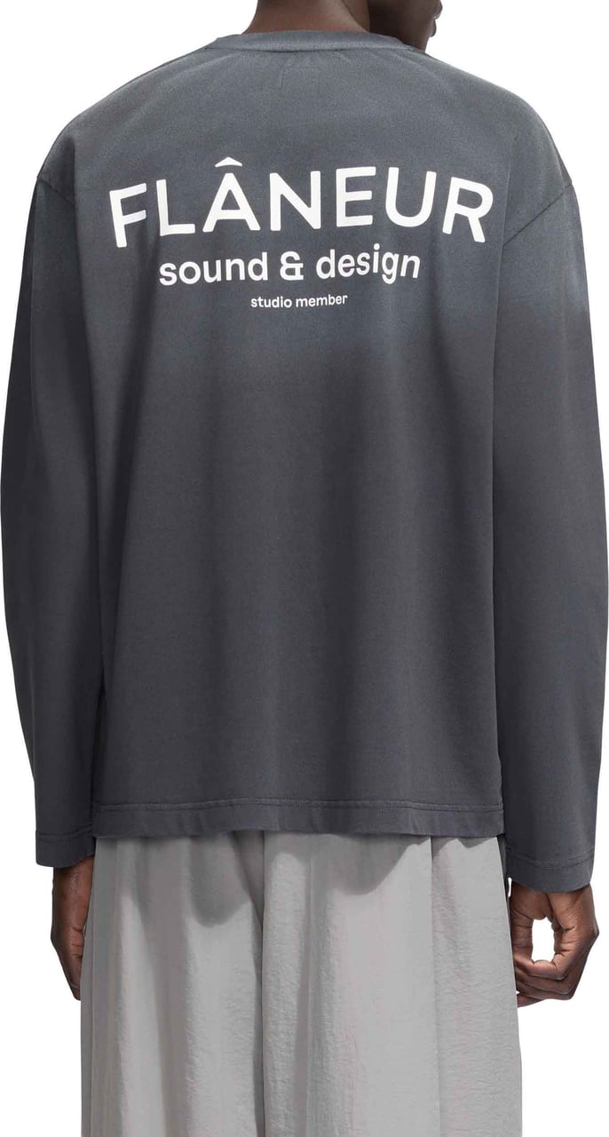FLÂNEUR Sound & Design Studio Member Long Sleeve | Washed Black Zwart