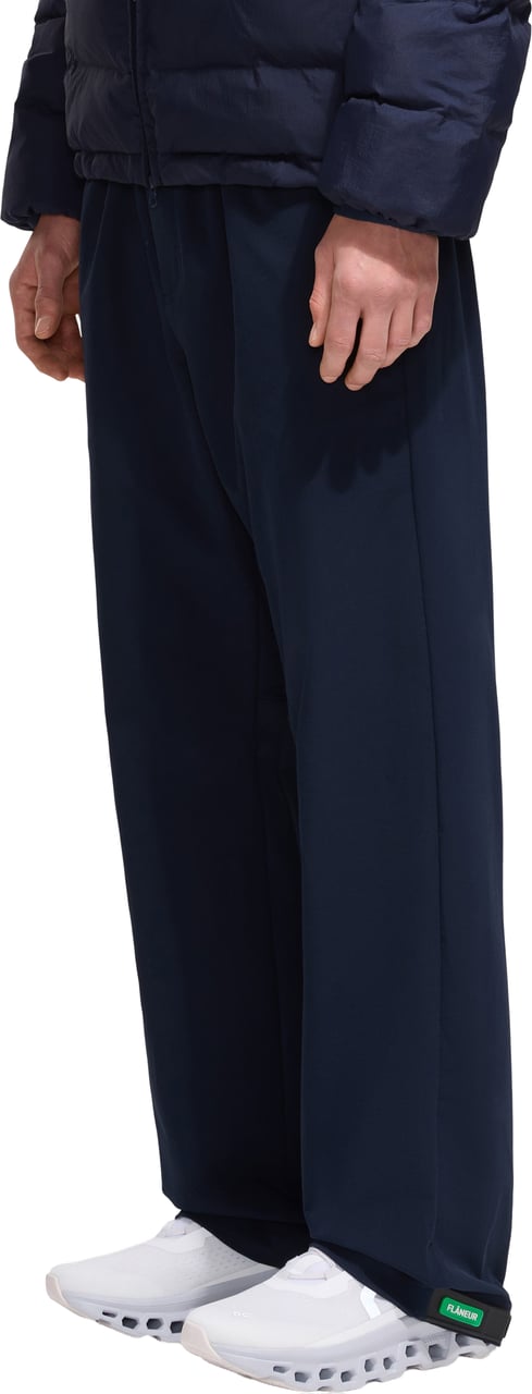 FLÂNEUR Badge Formal Tech Pants | Navy Blauw