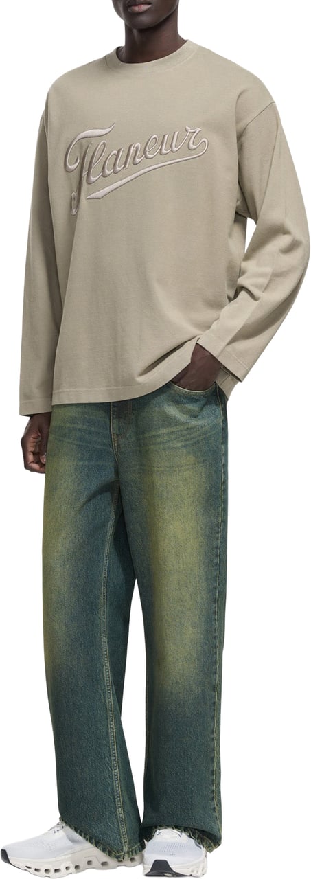 FLÂNEUR Embroidered Logo Long Sleeve | Army Green Groen