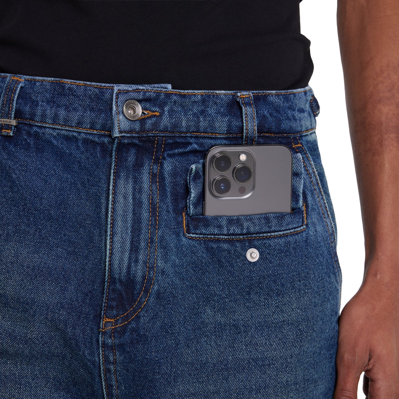 FLÂNEUR Phone Pocket Cargo Pants | Dark Indigo Blauw