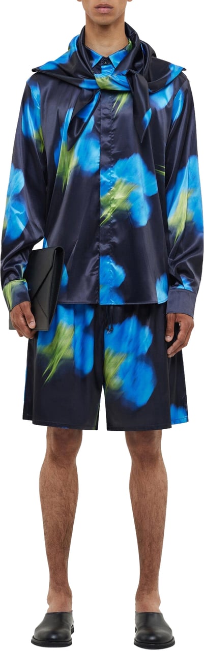 FLÂNEUR Blurred Flower Hooded Shirt | Black Zwart