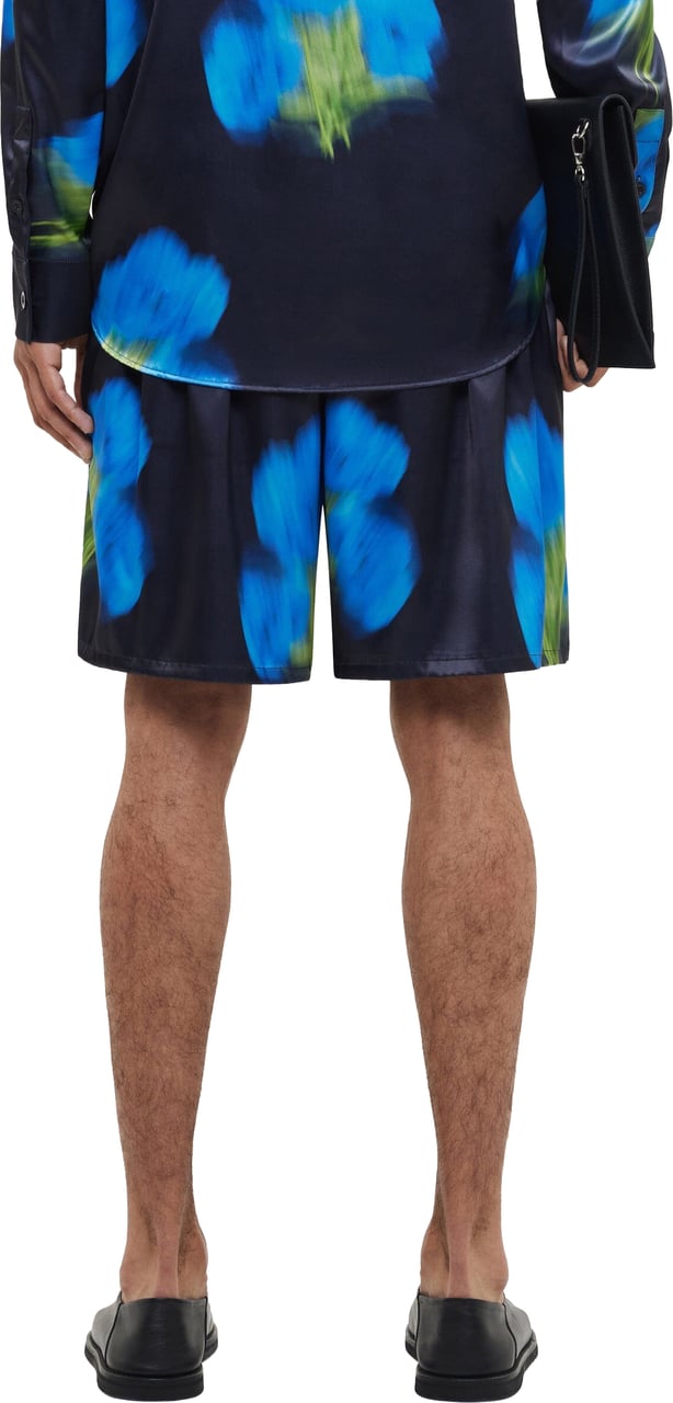 FLÂNEUR Blurred Flower Shorts | Black Zwart