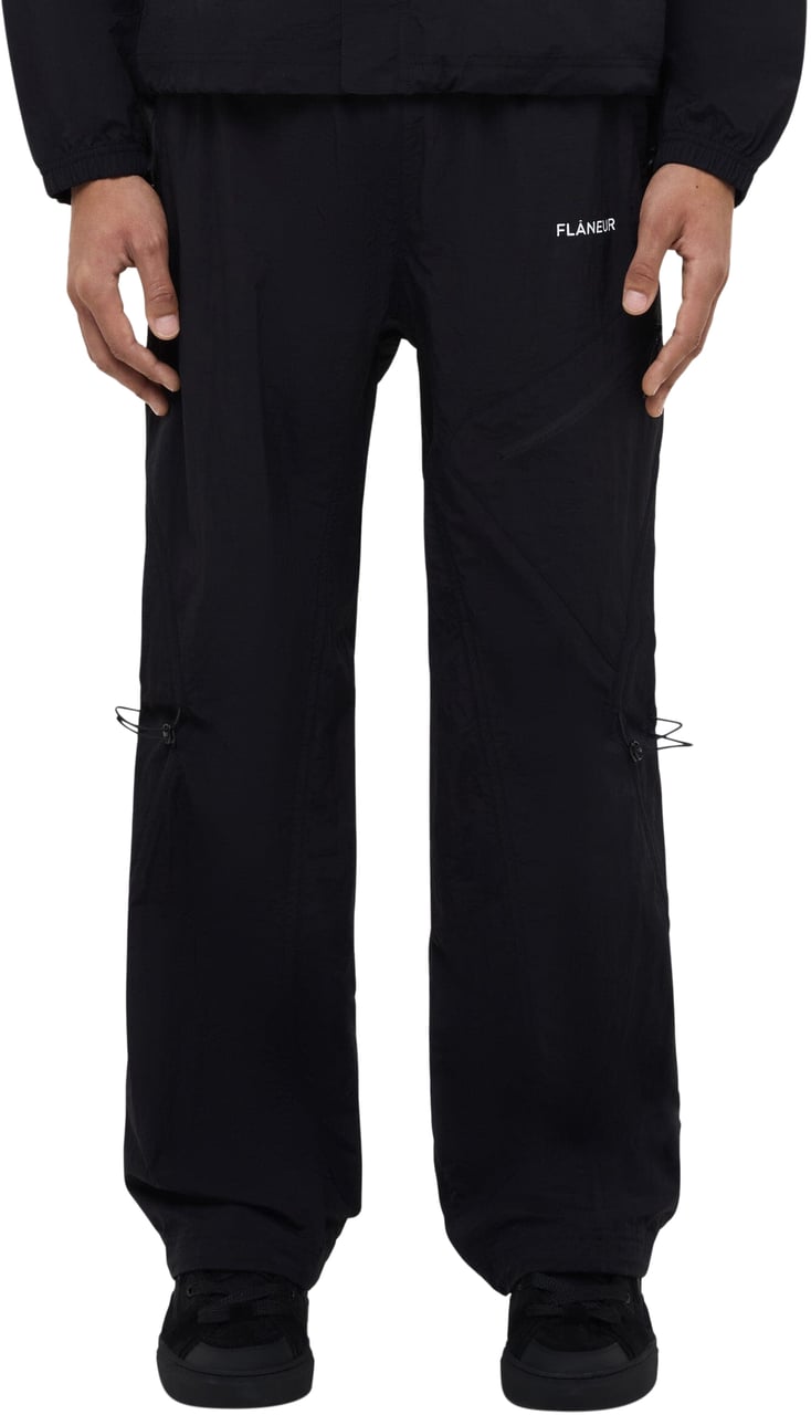 FLÂNEUR Turtle Nylon Trousers | Black Zwart