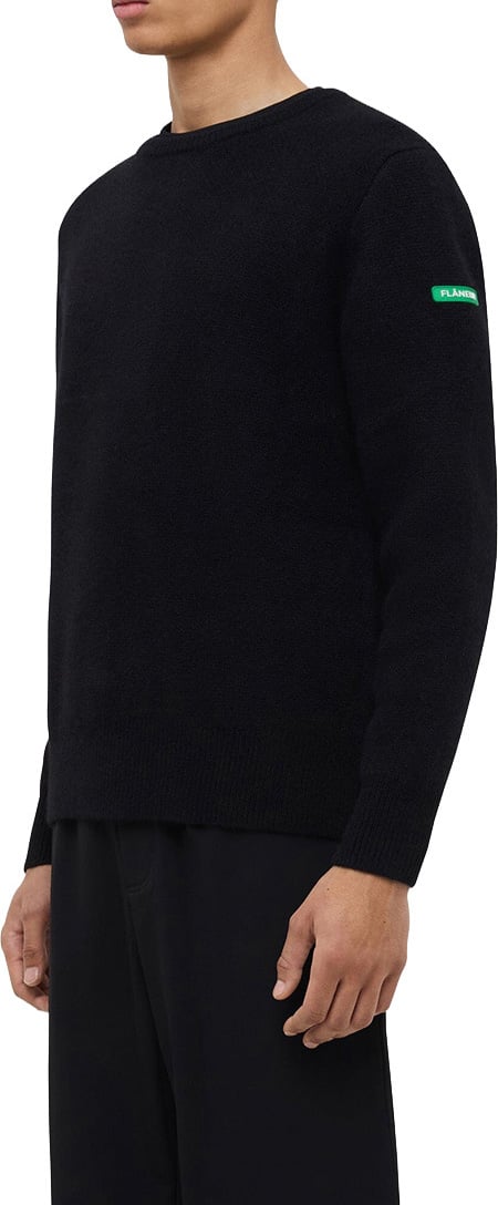 FLÂNEUR Badge Knit Sweater | Black Zwart