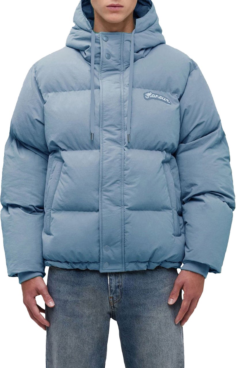 FLÂNEUR SIGNATURE LOGO PUFFER JACKET Light Blue Blauw