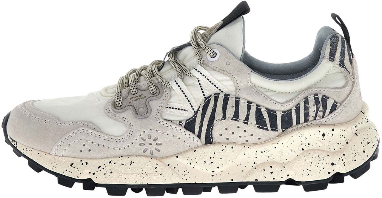 Flower Mountain Sneaker Flower Mountain modello Yamano 3 in suede e tessuto tecnico bianco con riporti animalier Wit