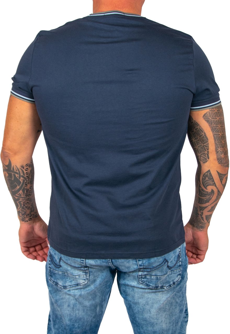 Fred Perry Fred Perry Twin Tipped T-Shirt Blauw