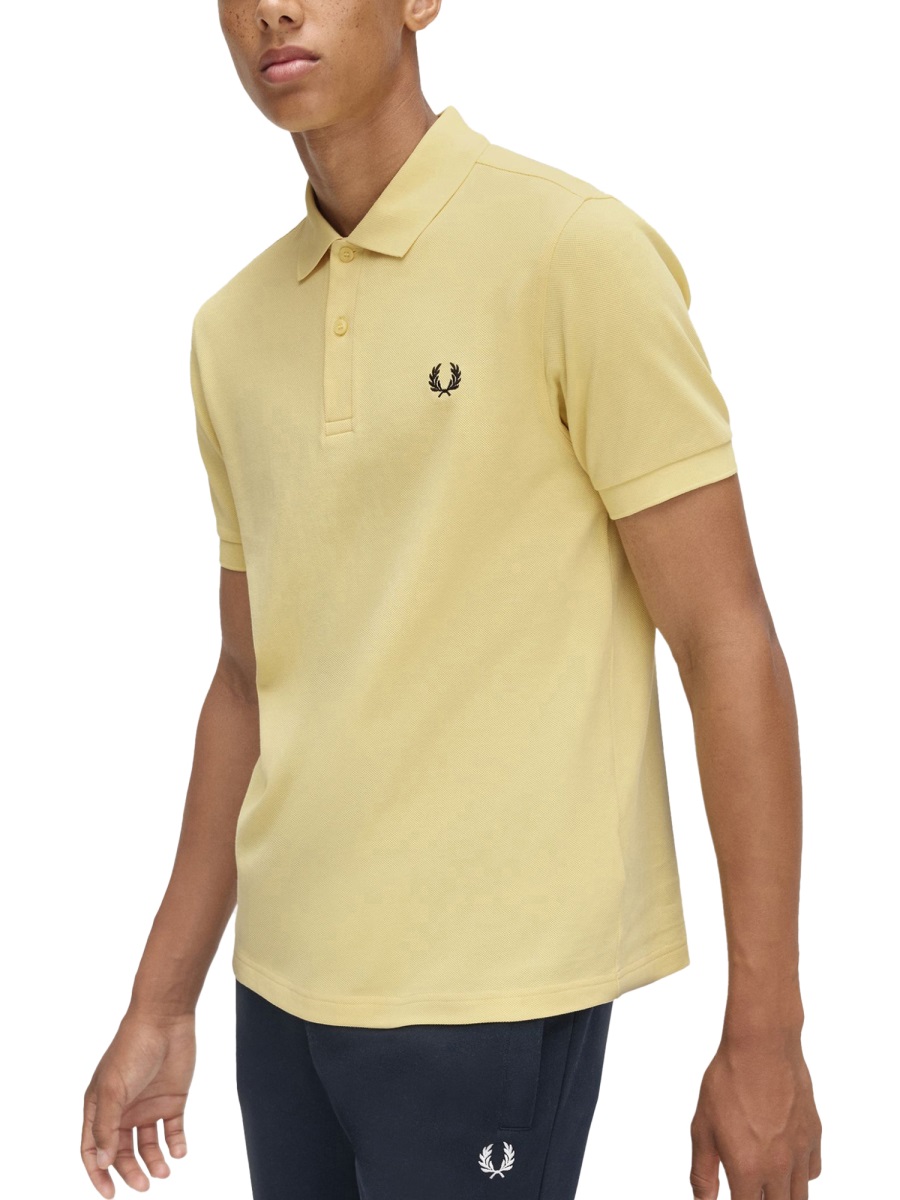 Fred Perry "FRED PERRY M6000" POLO SHIRT Geel