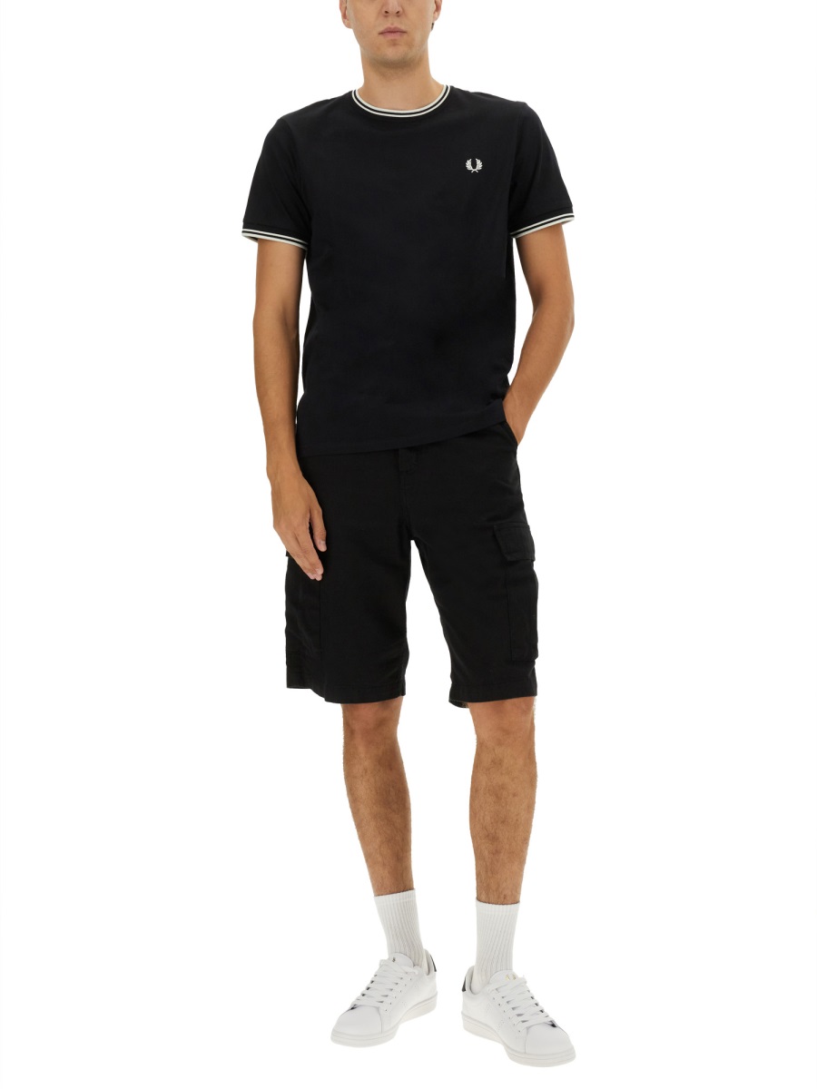 Fred Perry DOUBLE STRIPE T-SHIRT Zwart