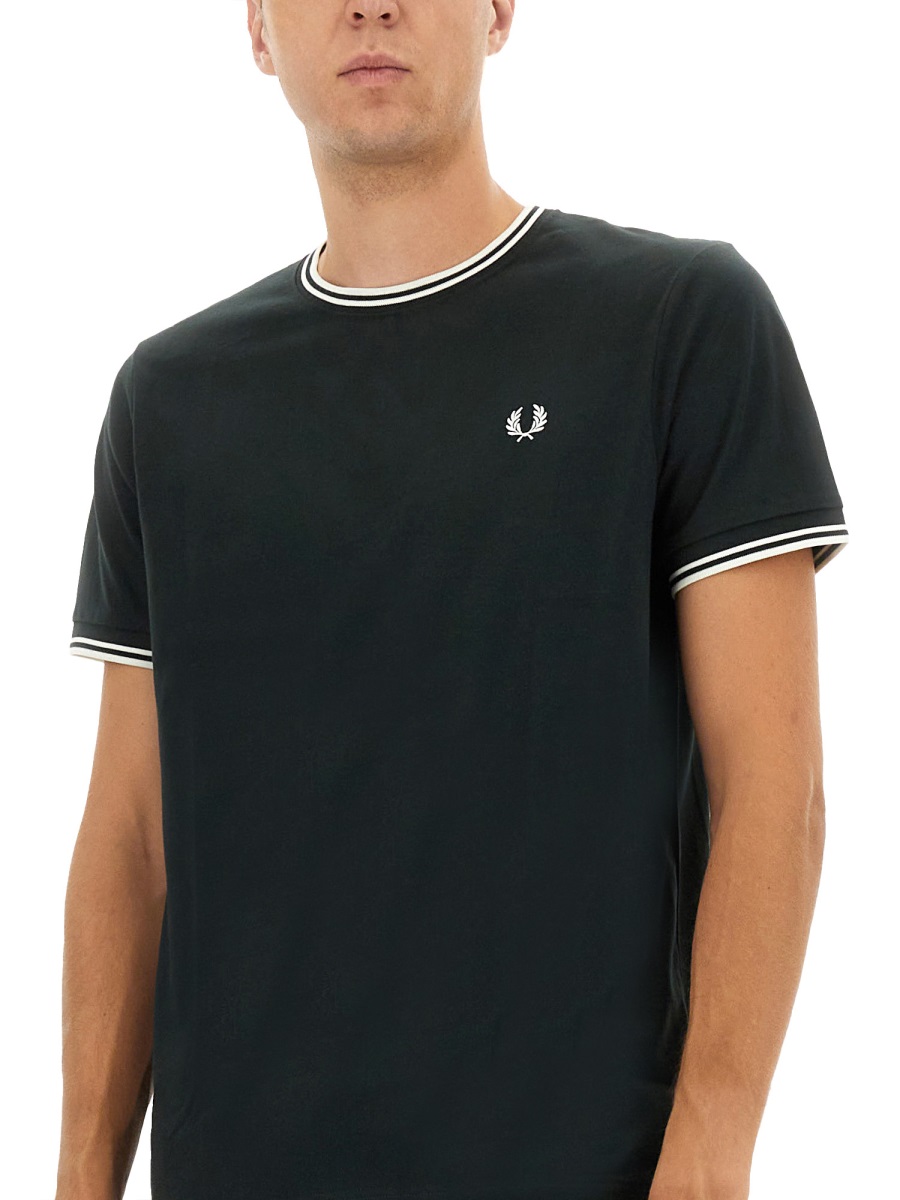 Fred Perry DOUBLE STRIPE T-SHIRT Groen