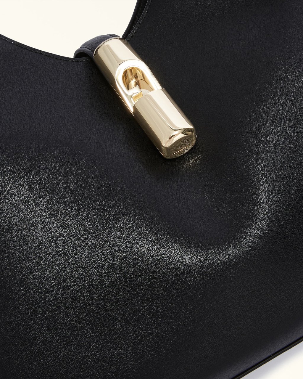 Furla Furla Goccia M Hobo Nero Zwart