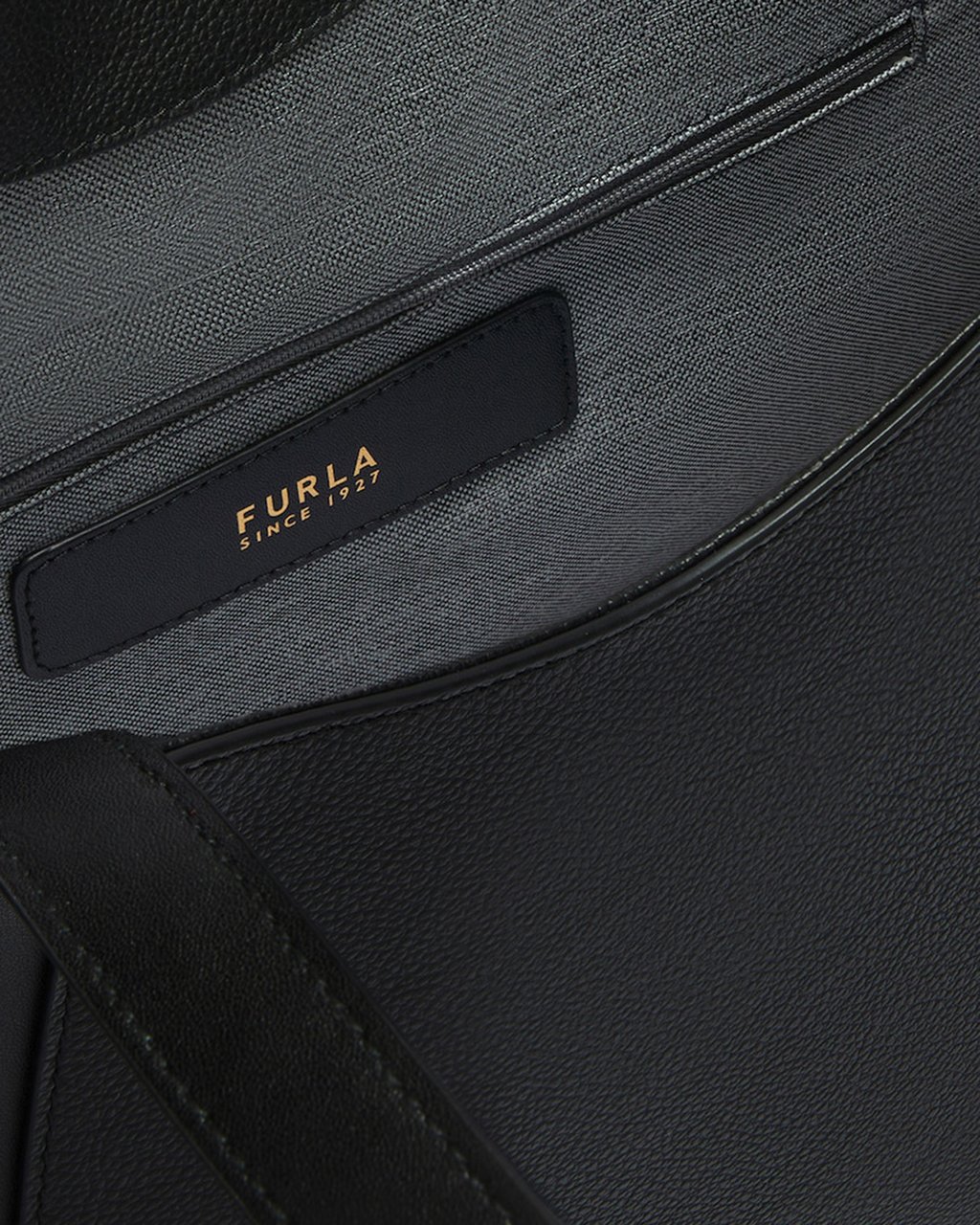 Furla Furla Goccia L Tote Nero Zwart