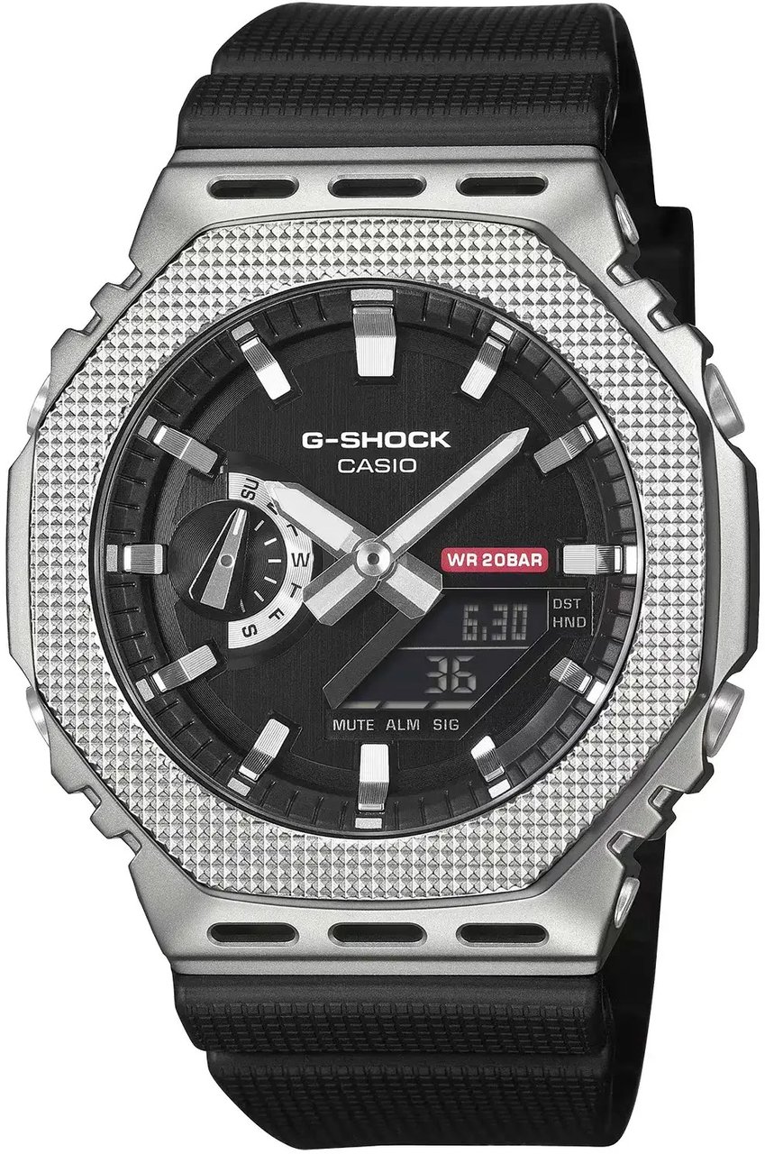 G-Shock G Shock Horloge GM-2100M-A1AER Staal Digitaal Analoog 200m Waterdicht met Rubberen Horlogeband Zwart