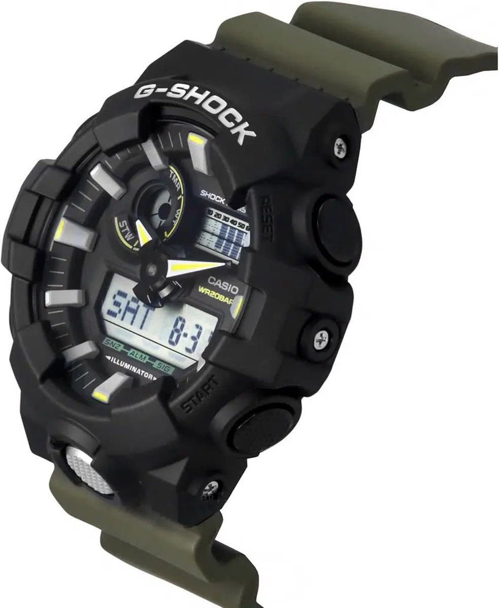 G-Shock G Shock Horloge GA-710TU-1A3ER Analoog Digitaal Zwart Groen 200m Waterdicht Zwart