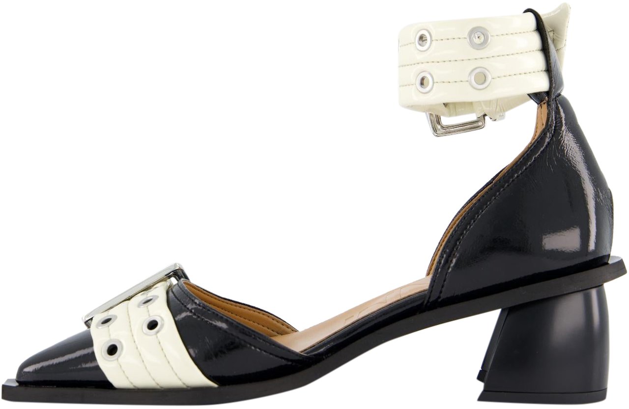 Ganni Dames Chunky Buckle Open Cut Zwart Zwart
