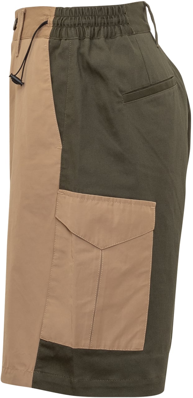GCDS Bermuda Beige