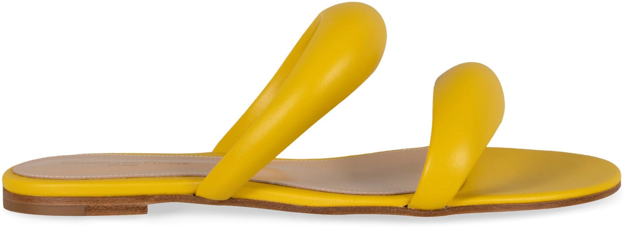 Gianvito Rossi Leather slides Geel