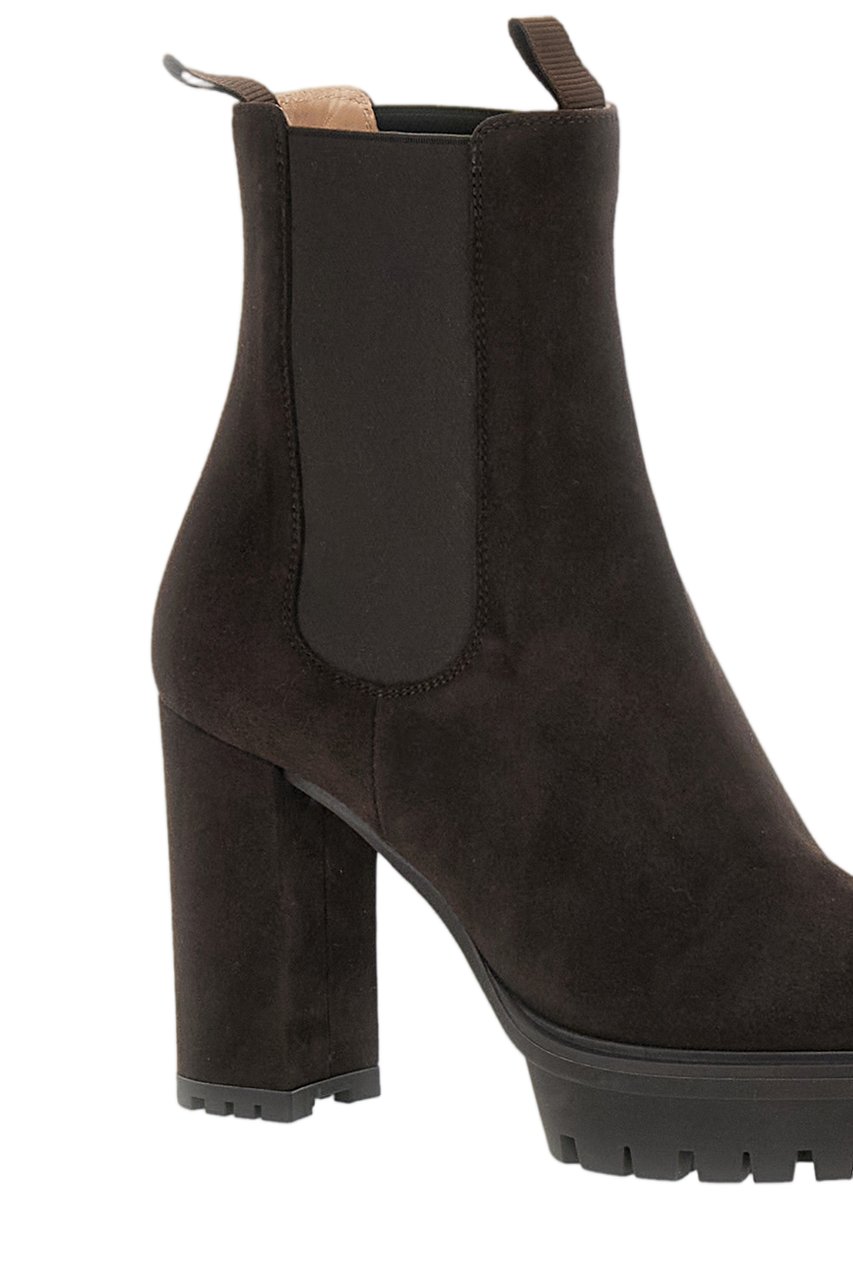 Gianvito Rossi Moka Barry Suede Chelsea Boots Bruin