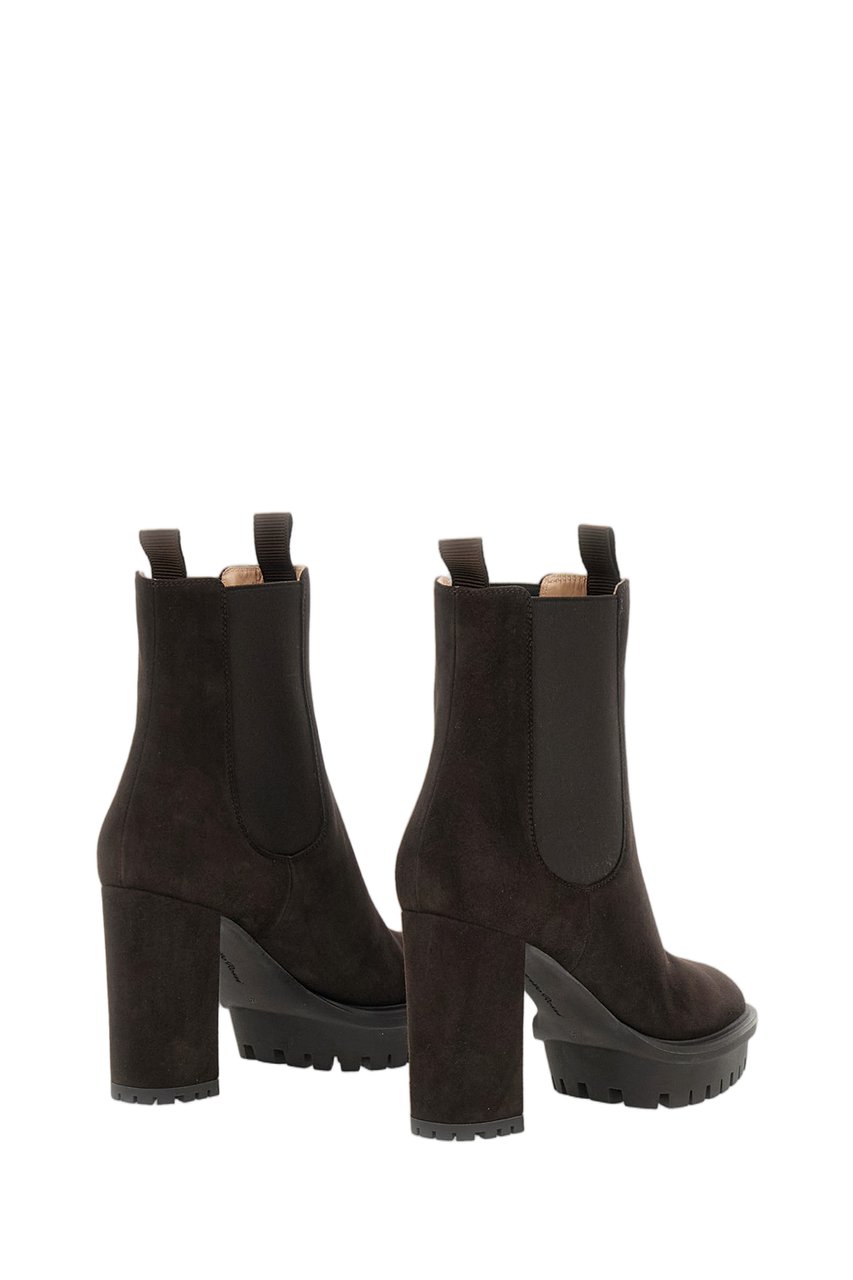 Gianvito Rossi Moka Barry Suede Chelsea Boots Bruin