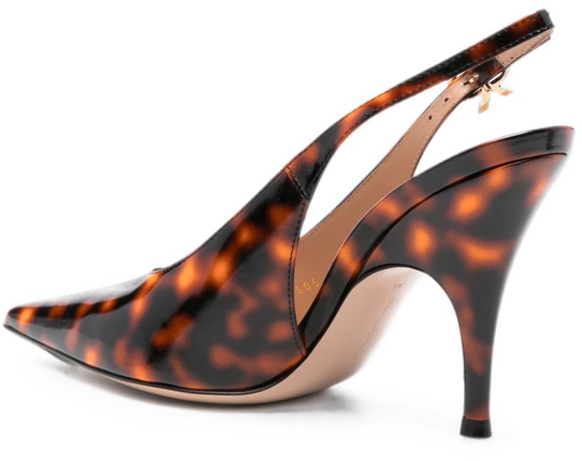 Gianvito Rossi With Heel Red Bruin