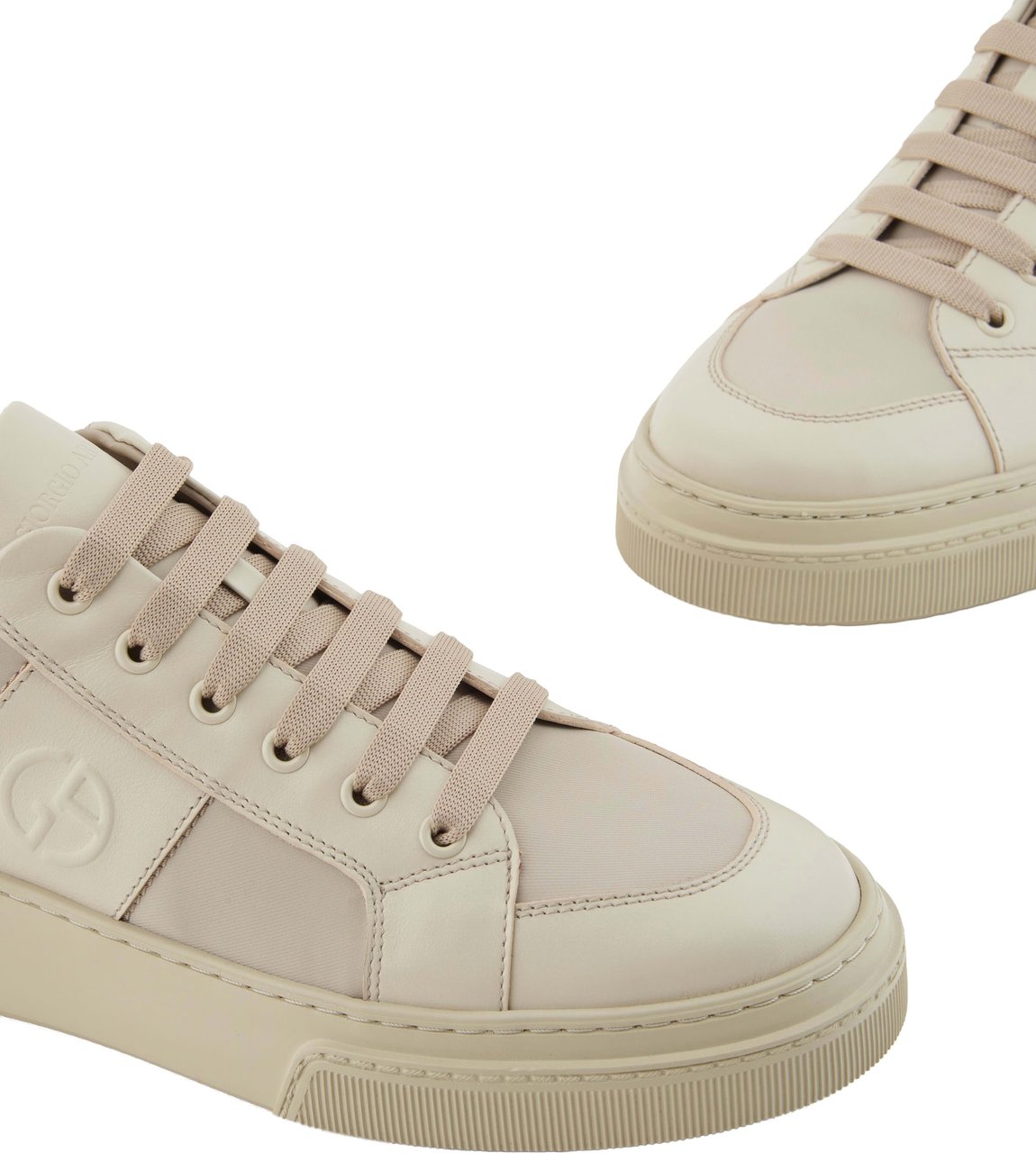 Giorgio Armani Minimalist Smooth Leather GA Logo Sneakers Neutraal