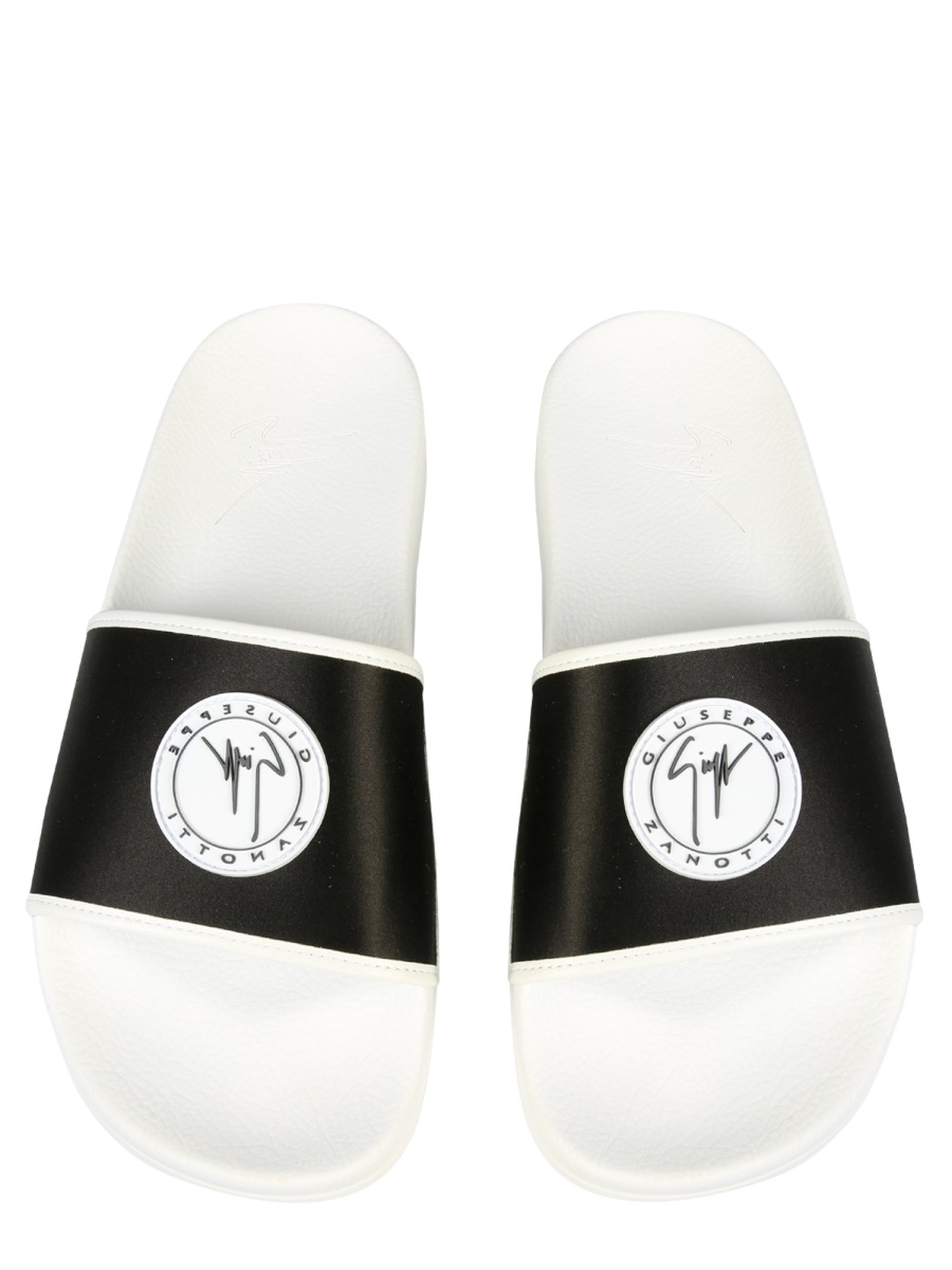 Giuseppe Zanotti RUBBER SLIDE SANDALS Zwart