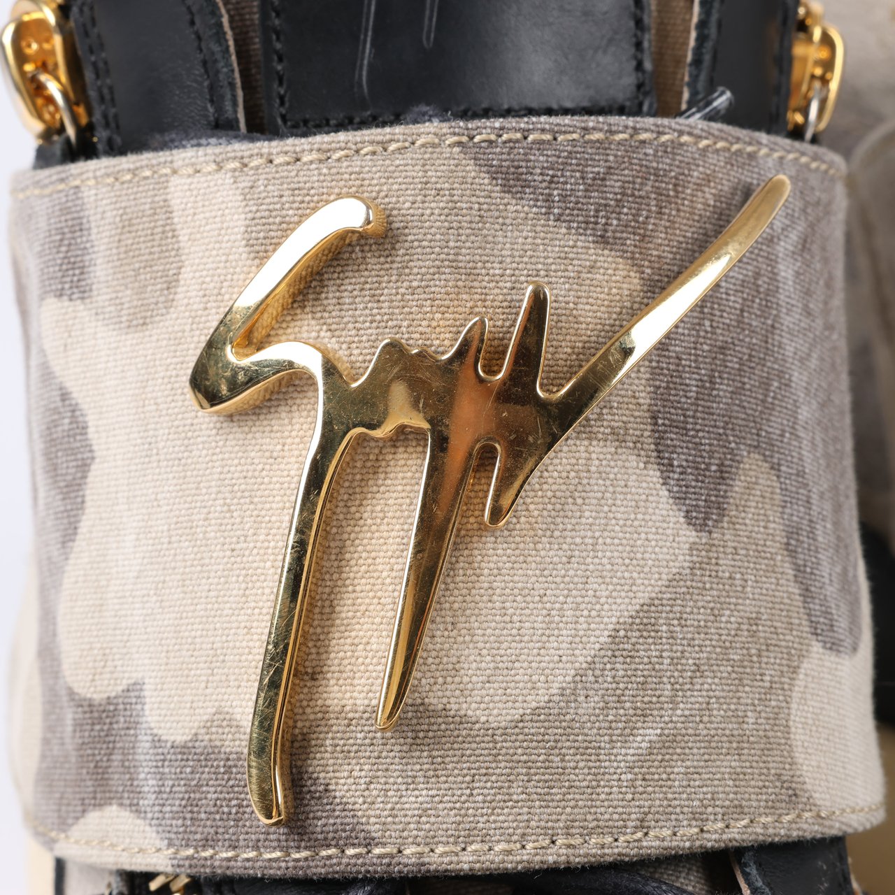 Giuseppe Zanotti Giuseppe Zanotti High-top Sneakers Camouflage x Leather in Black, Size 40 EU Zwart