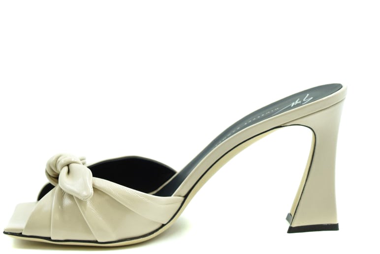 Giuseppe Zanotti Giuseppe Zanotti E400054003 Geel