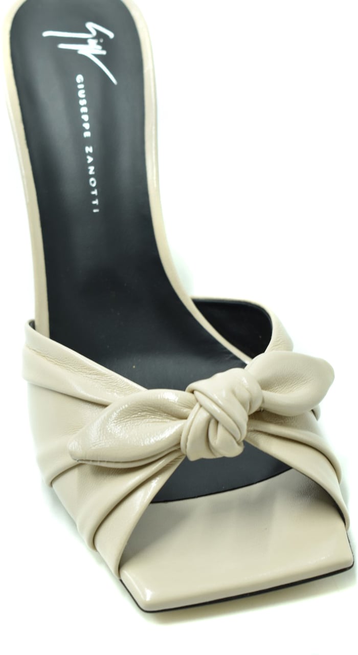 Giuseppe Zanotti High Heels White Wit