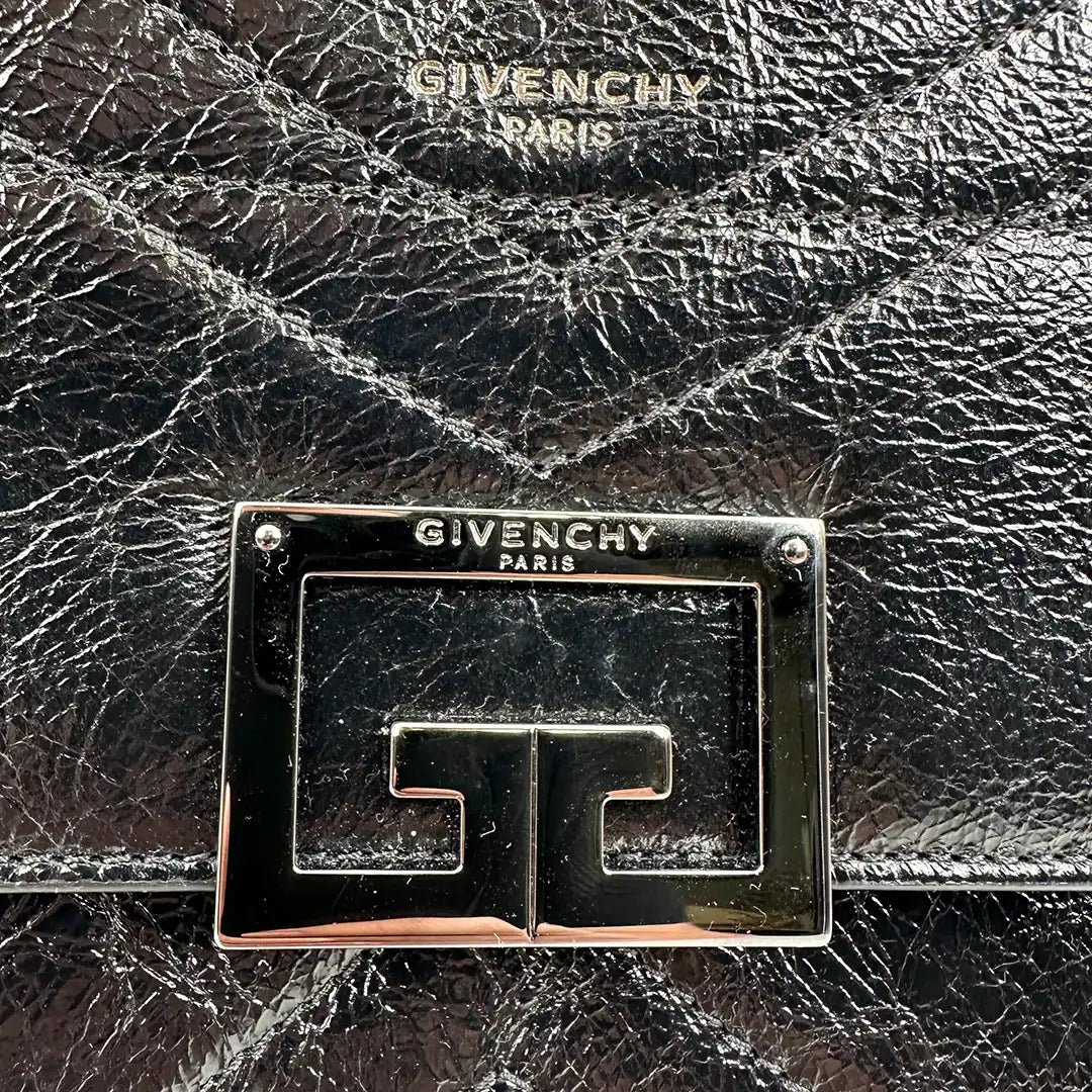 Givenchy Givenchy ID Flap Stachel Bag Medium Calfskin Black / Very Good Zwart