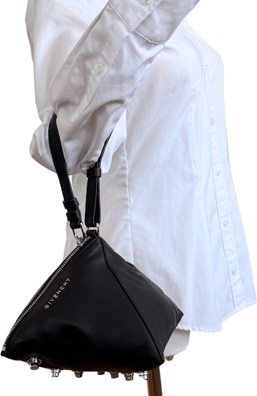 Givenchy Givenchy Pyramid Handtasche Schwarz / neuwertig Zwart