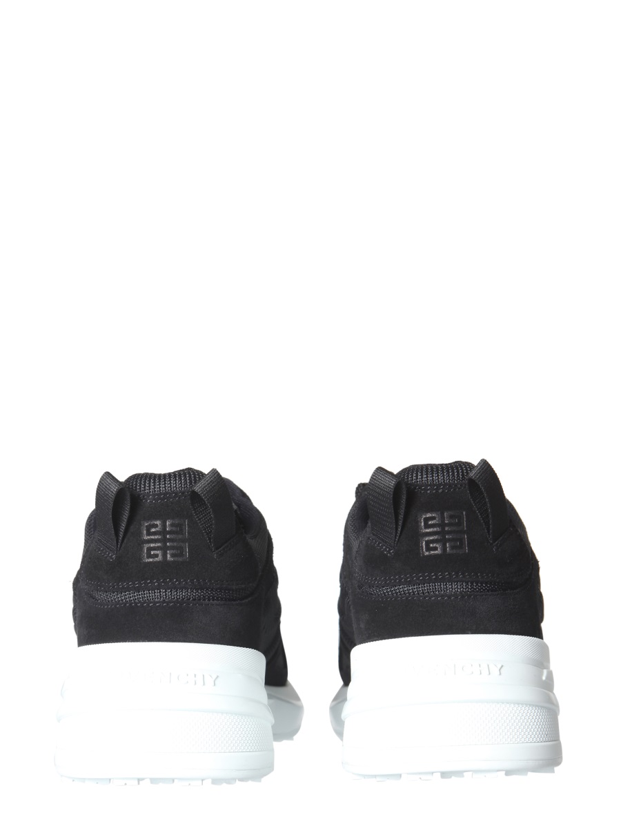 Givenchy LIGHT GIV 1 SNEAKERS Zwart