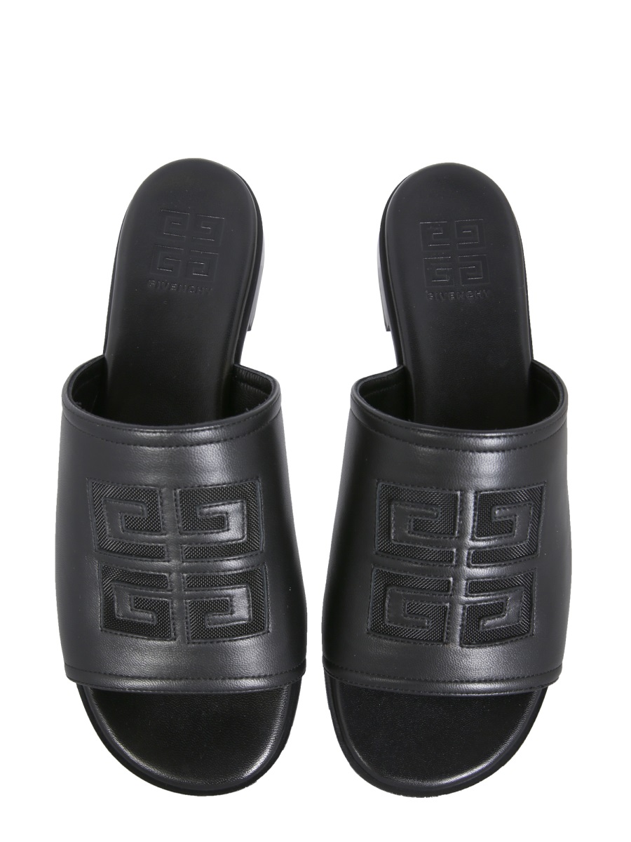 Givenchy LEATHER FLAT MULES Zwart
