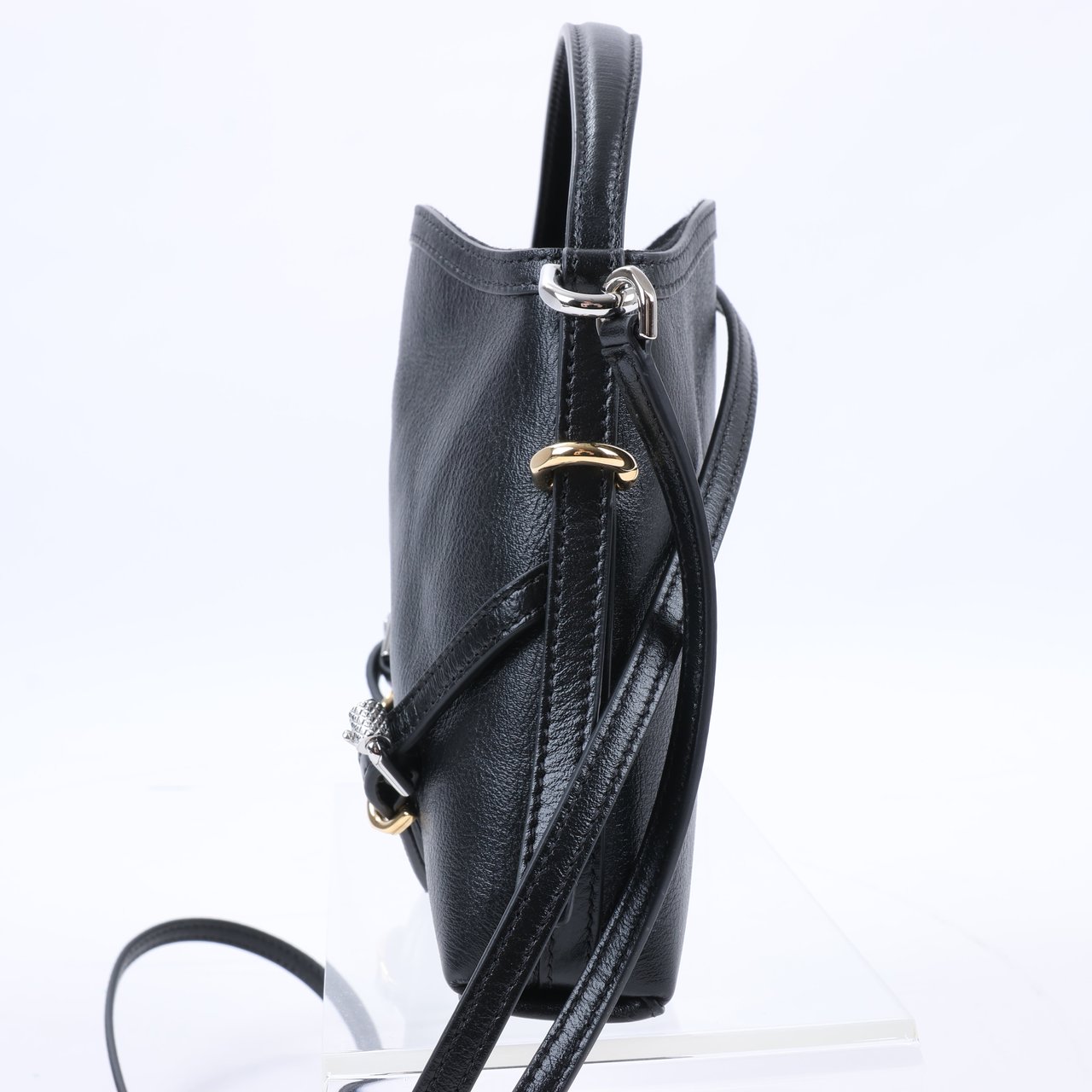 Givenchy Givenchy Voyeux Leather 2Way Shoulder Bag in Black Zwart